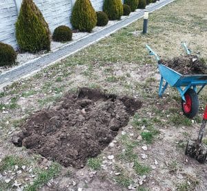 dołek testowy sprawdzający poziom wód gruntowych